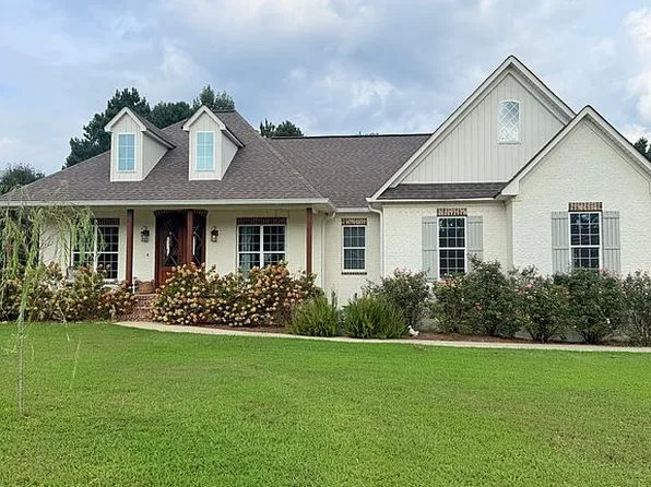 299 Kayla Cir, Boaz, AL 35957
