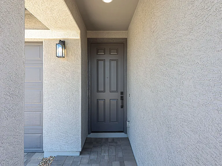 5633 W McNeil St — Photo 4