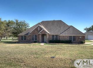 2733 Comanche Moon Dr, Fort Worth, TX 76179