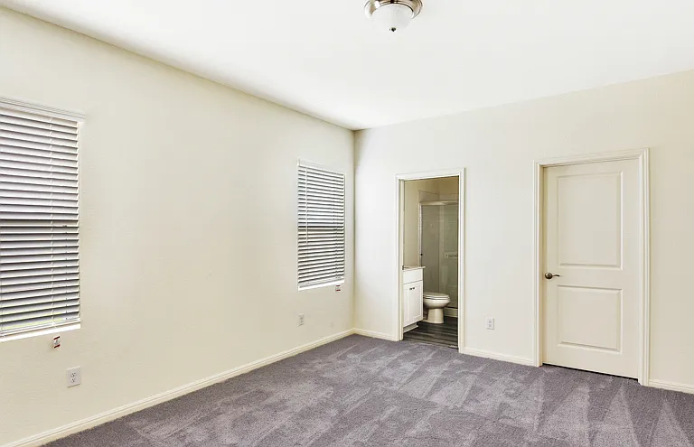 Beacon at Hymeadow Rental Homes — Photo 19
