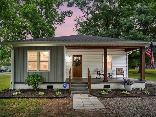 (undisclosed Address), Mount Holly, NC 28120