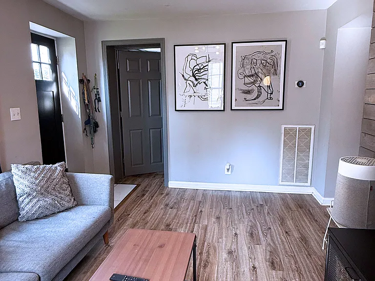 503 Wesley Ave — Photo 5