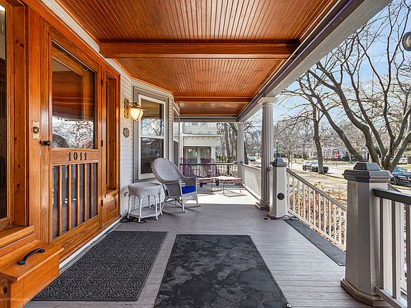 4th image of 1011 Maple Ave