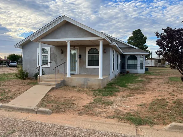 508 S 7th St, Lamesa, TX 79331