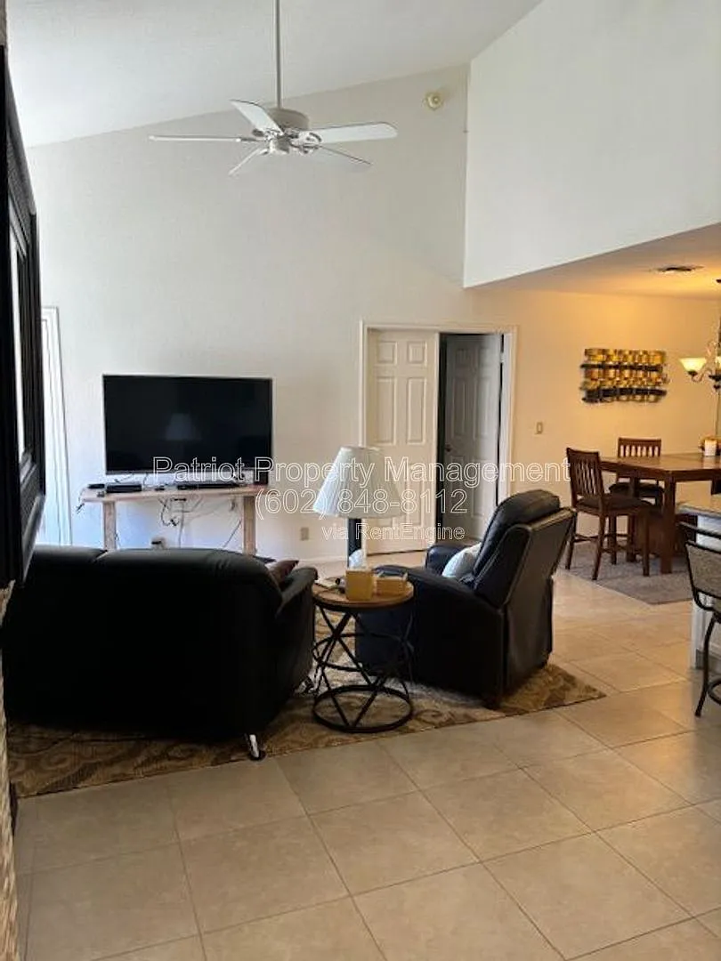 2 bed, 2.0 bath, 1119 sqft, $2,800 — Photo 4