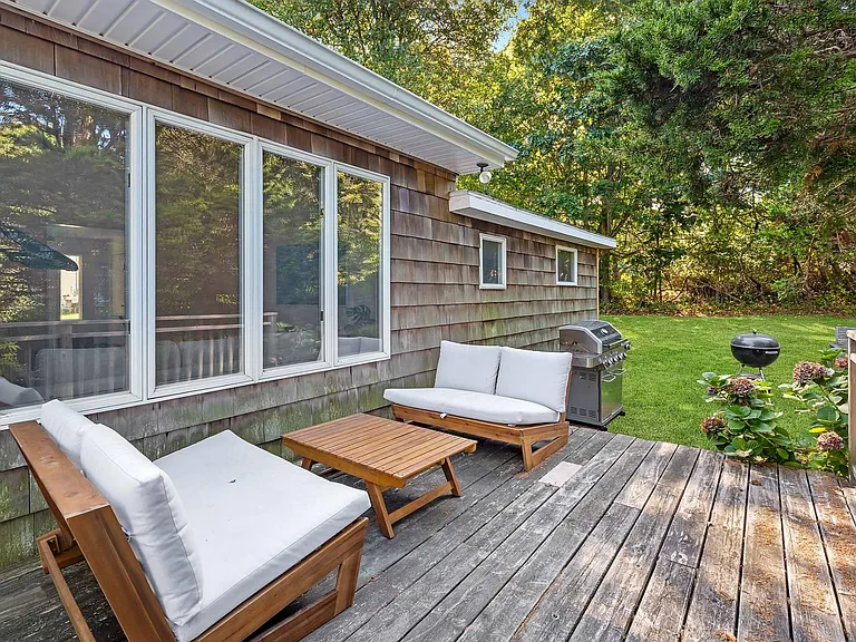 109 Adams Dr — Photo 7