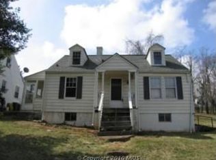 228 N Madison Rd, Orange, VA 22960