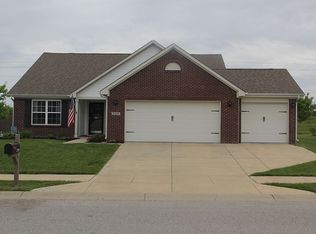 2320 Sante Fe Dr, Greenfield, IN