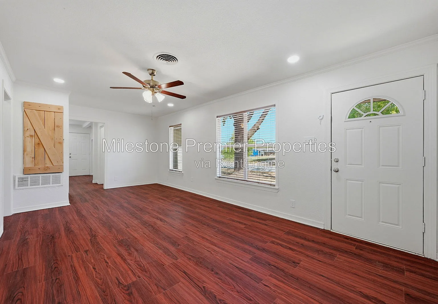 3 bed, 2.0 bath, 1957 sqft, $1,500 — Photo 4