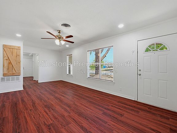 5th image of 13 Macarthur Dr