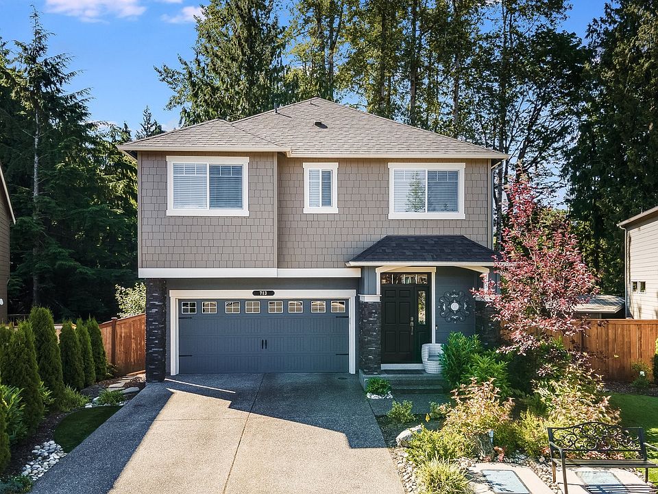 1st image of 713 101st Avenue SE