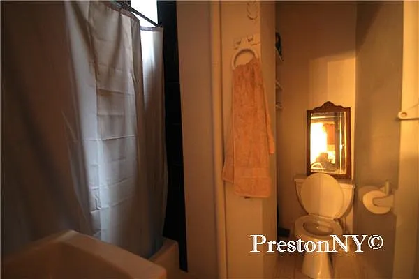 Rented by JM Preston Properties LLC | media 8