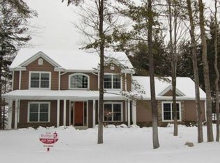 3994 E Morel Ct, Midland, MI 48642