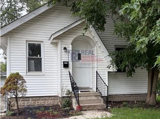 35442 Stellwagen St, Wayne, MI 48184