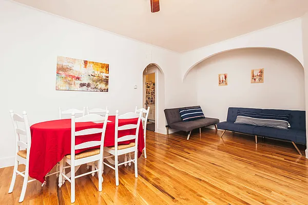 Rented by Nooklyn NYC LLC | media 4