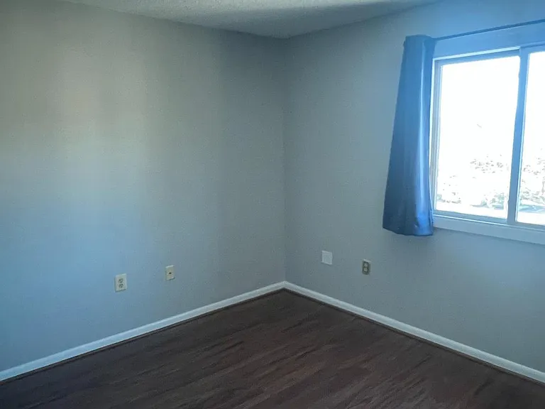 1315 Ravens Crest Dr — Photo 14