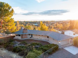 520 Ridge Rd, Redding, CA 96003