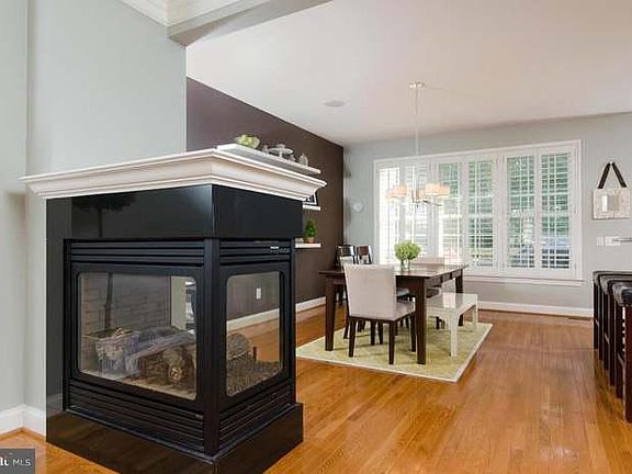 3rd image of 2795 Marywood Oaks Ln