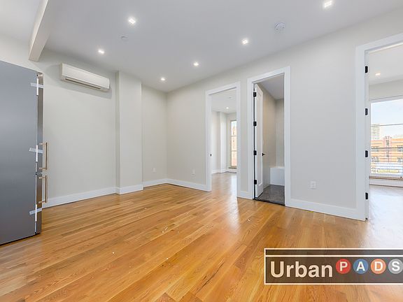 5th image of 695 Flushing Ave #2F