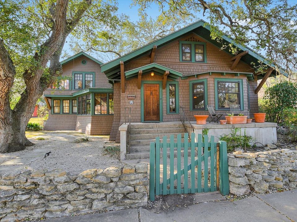 1st image of 3110 Harris Park Ave