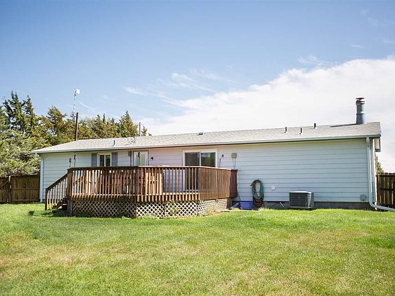 3rd image of 71869 Road 387