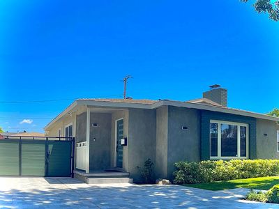 2215 N Spurgeon St, Santa Ana, CA, 92706