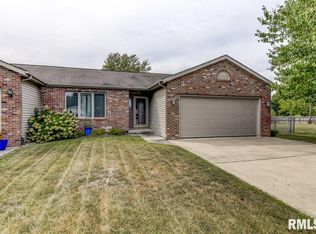 91 Potomac Rd, Rochester, IL 62563