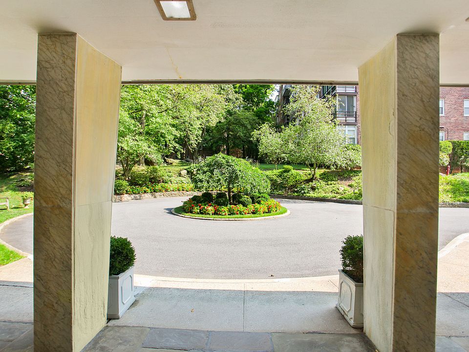 3 Washington Square Apt 4B-print-015-015-014-4200x2800-300dpi.jpg