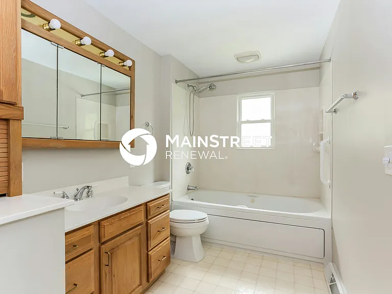 Main Bathroom