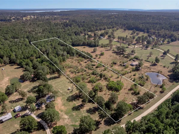 1525 Odessa Dr, Trinity, TX 75862