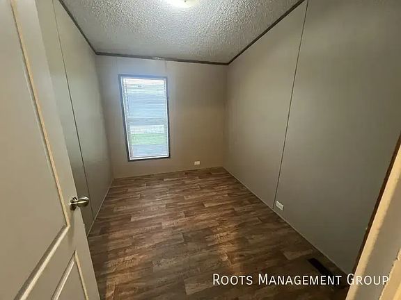 4th image of 310 Hester Ave #226