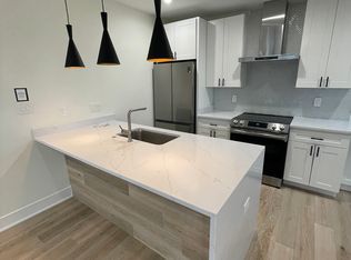 1110 6th St NW #5, Washington, DC 20001