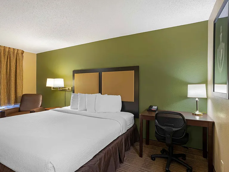 Studio Suite - 1 King Bed