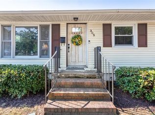 305 Concord Dr, Hampton, VA 23666