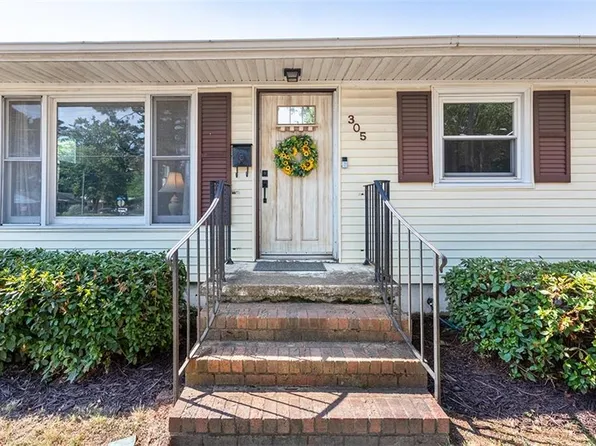 305 Concord Dr, Hampton, VA 23666