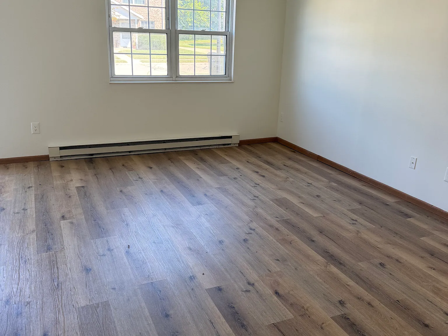2 bed, 1.5 bath, 1080 sqft, $975 — Photo 4