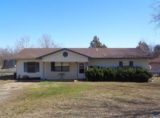 2306 Central St, Poteau, OK 74953