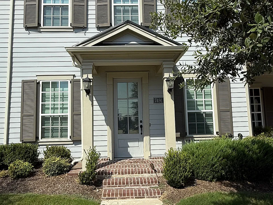 7491 Tiffany Dr