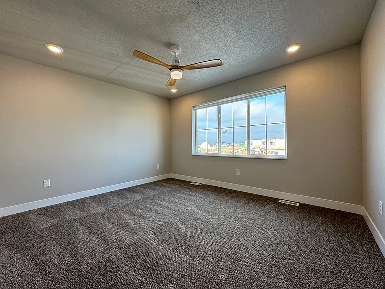 Edgeland Waukee — Photo 15