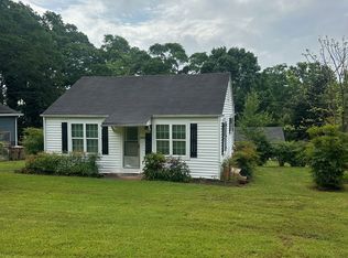 6015 Mitchell St, Flowery Branch, GA 30542