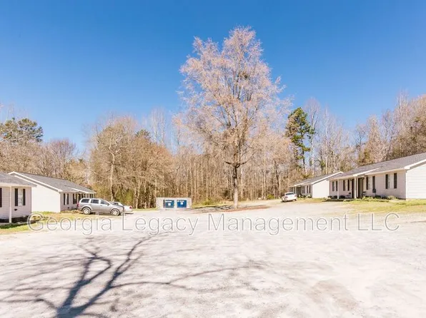 1852 Faulkner Dr, Commerce, GA 30529