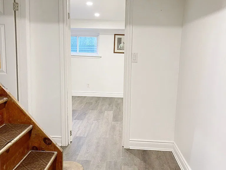 17 Leslie Anne Dr #LOWER — Photo 5