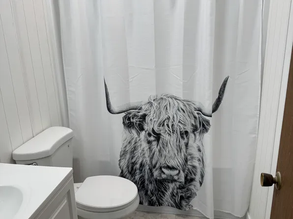 3599 Beck Rd, Mantua, OH 44255