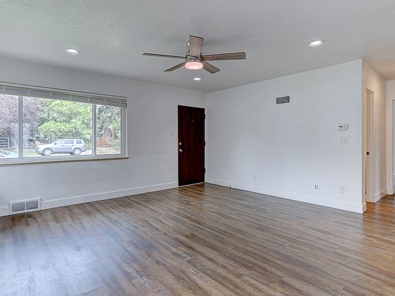 3rd image of 740 19th St
