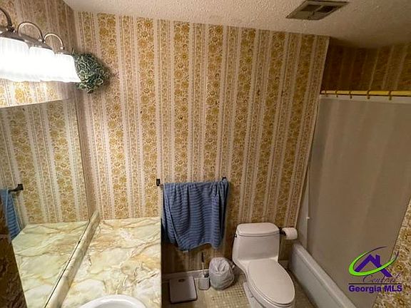 5th image of 106 Vassas Ct