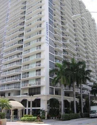 EXTERIOR FRON 1