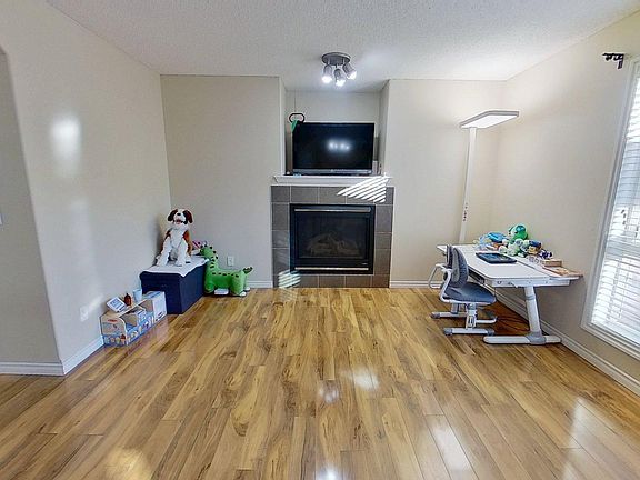 4th image of 7376 Singer Way NW