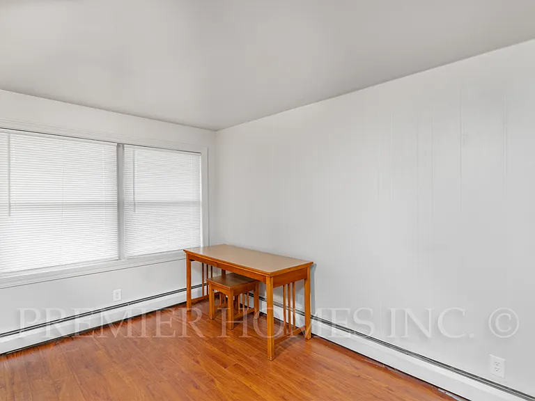 714 S Wooster Ave #4 — Photo 11