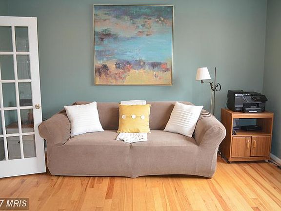 Main Floor Office/Den