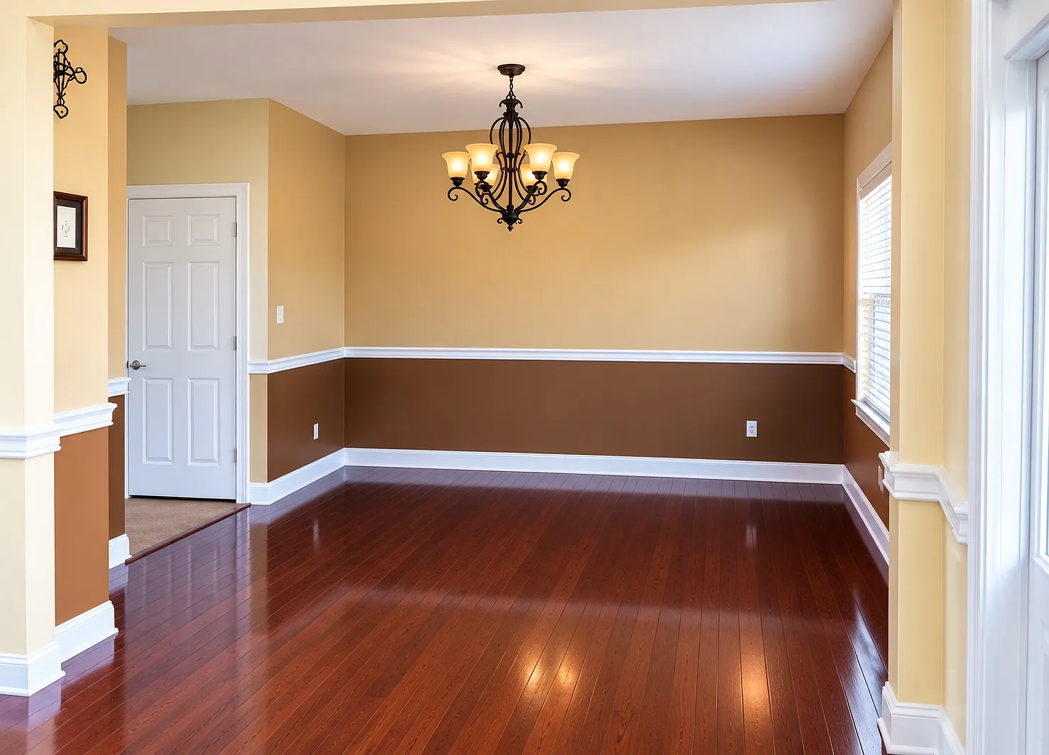 4 bed, 2300 sqft, $3,600 — Photo 2